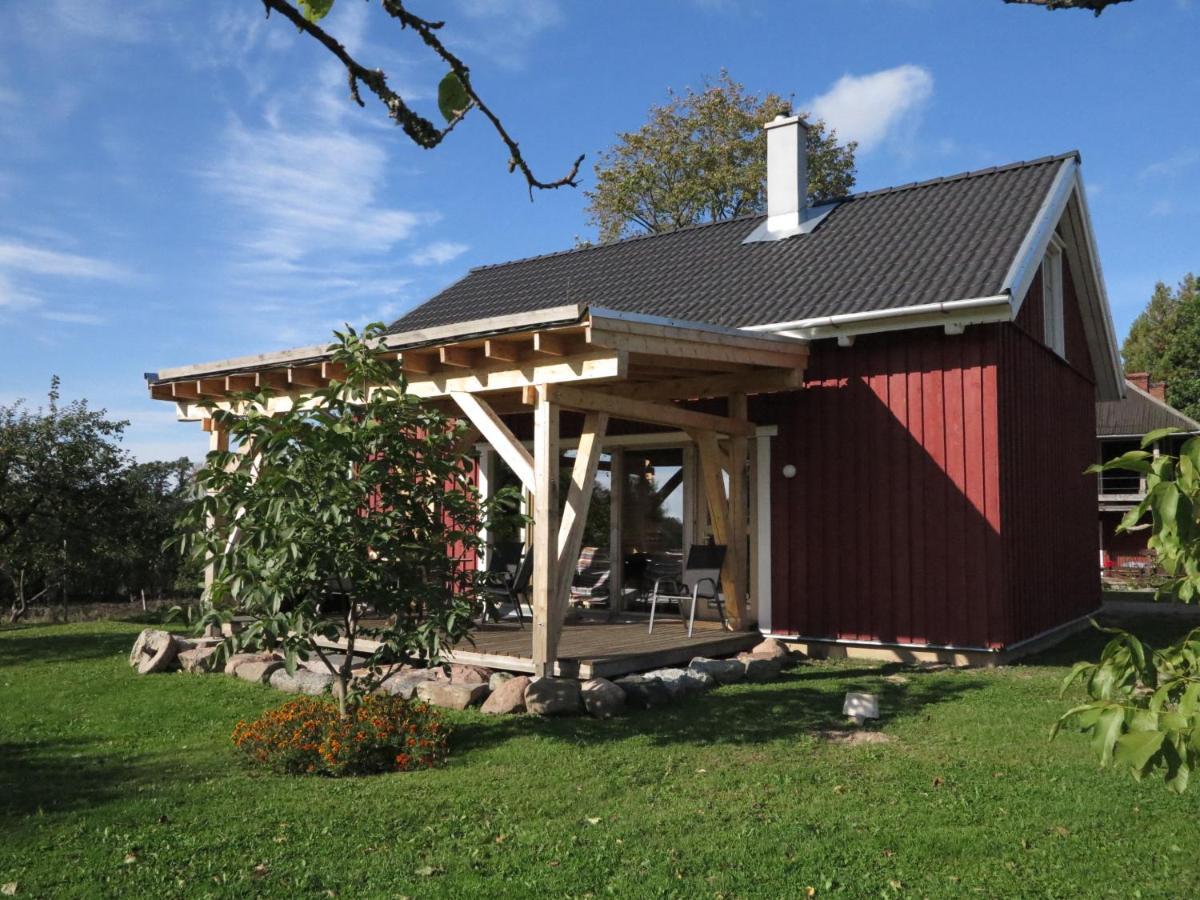 Mednieki Kalvene Guest House Krusati Eksteriør bilde