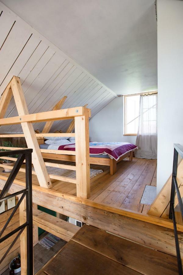Mednieki Kalvene Guest House Krusati Eksteriør bilde
