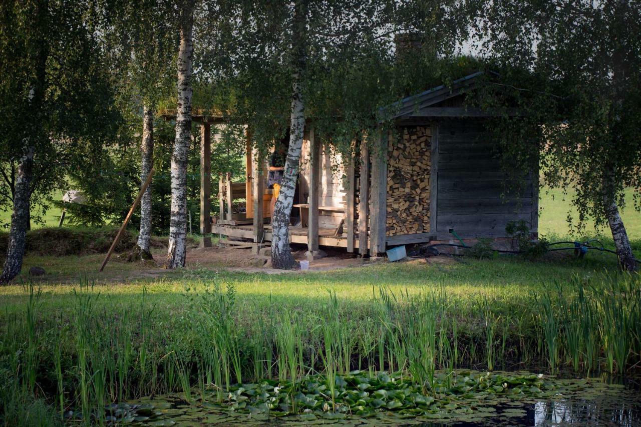 Mednieki Kalvene Guest House Krusati Eksteriør bilde